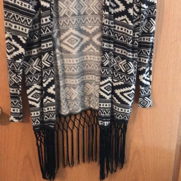 Sweater - Picture 2 of 4